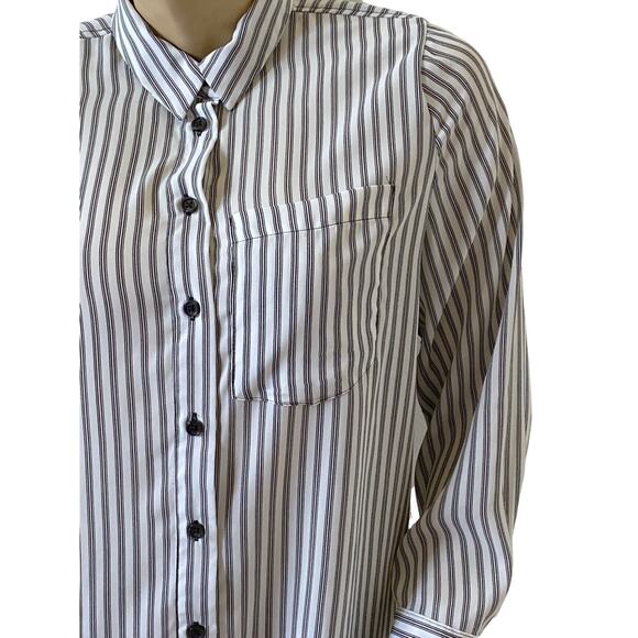 WHO WHAT WEAR Womens Size Medium Long Sleeve Striped Button Up Collared Shirt - Picture 5 of 9
